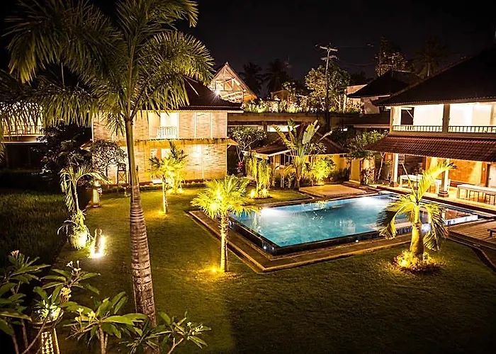 Hotel B Saya
