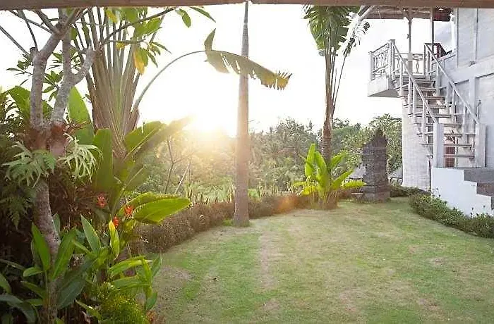 B Saya Ubud